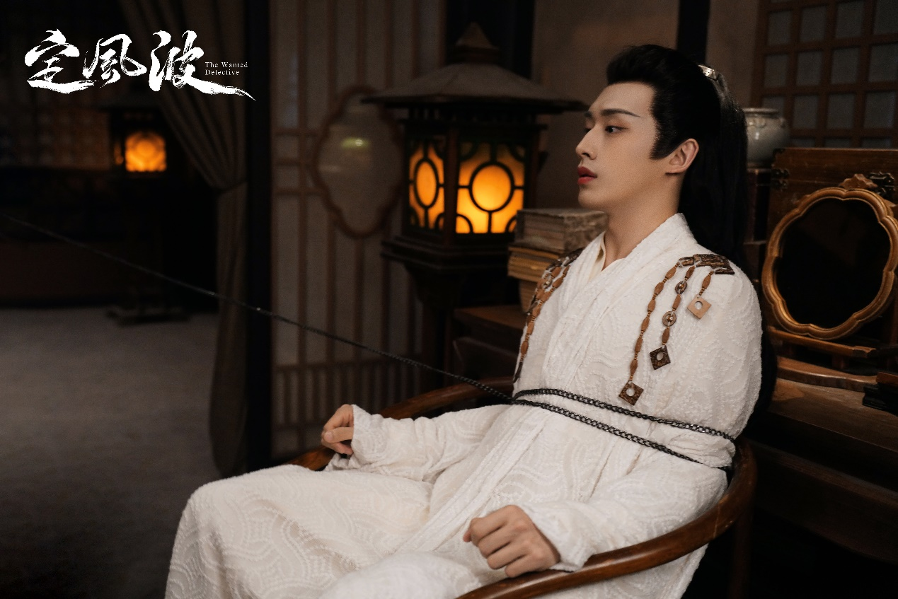 陈岳《定风波》演绎邪魅萨达：神秘反派背后的真实与反差(定风波 岳飞)