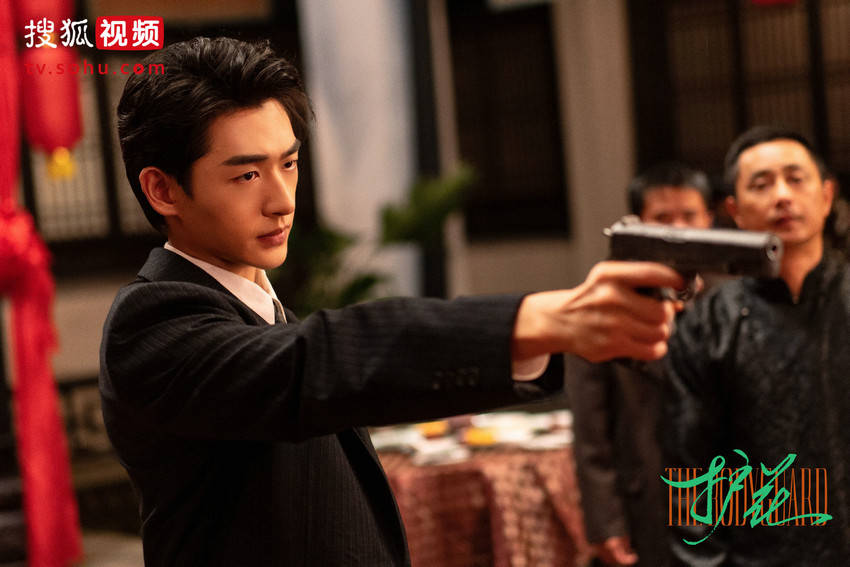  《护花》今日上线 跨年看乱世双强“以命护你”(护花网官网)