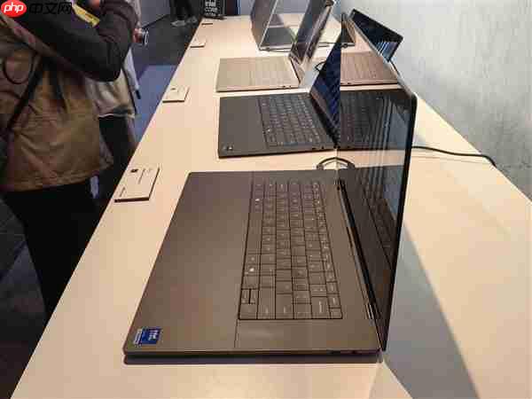 戴尔重新推出XPS笔记本：双层OLED屏 配酷睿Ultra 3系列处理器