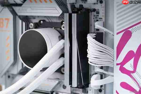 光影绚丽！KEYMOS科摩思赤霄白帝DDR5内存16GBx2 6000MHz图赏