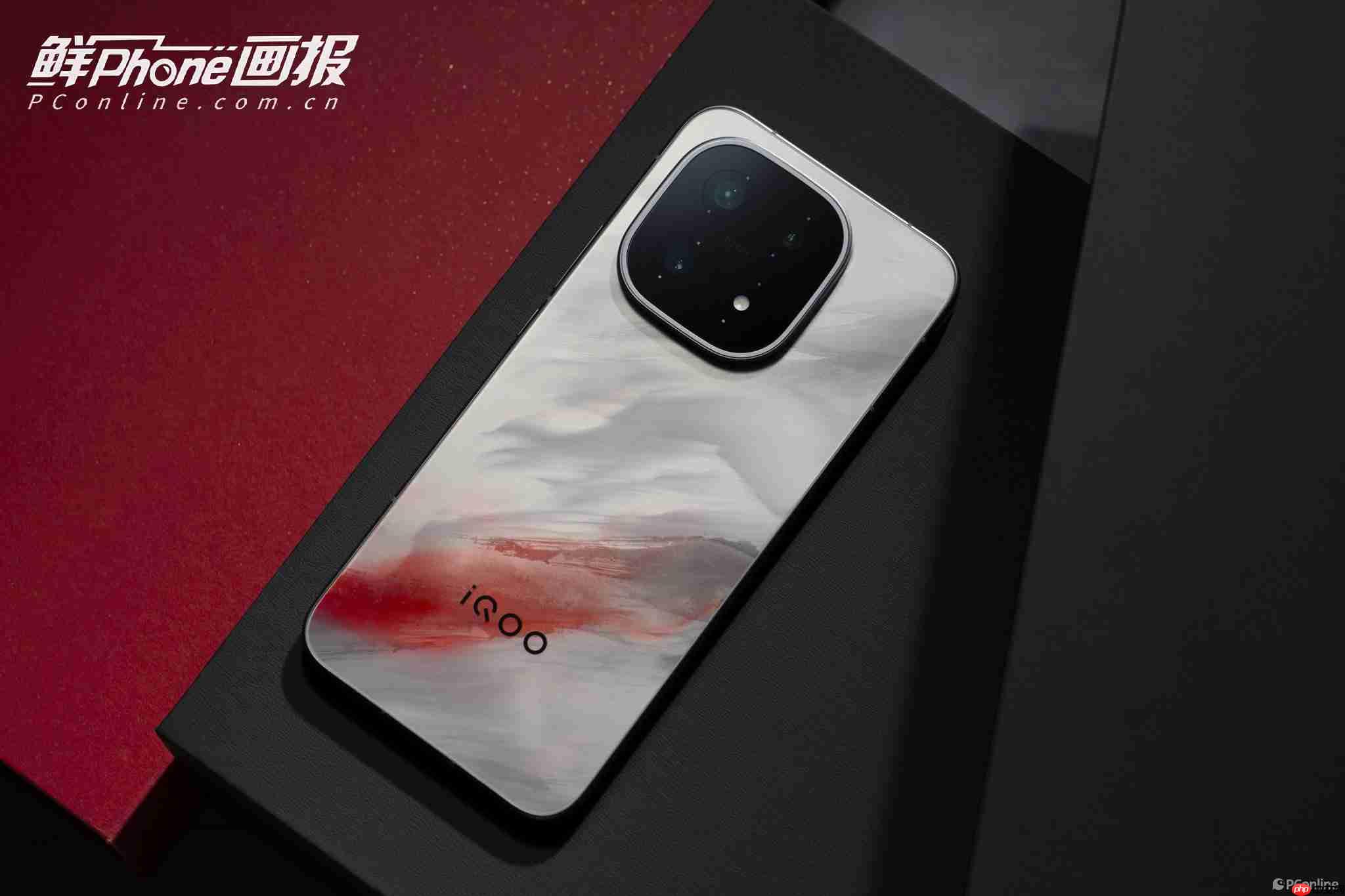 iQOO 15 Ultra春节前登场：首发最强主动散热风扇，性能比肩2nm旗舰