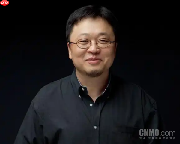 从“软硬结合”到生态闭环：罗永浩的手机梦还能实现吗？