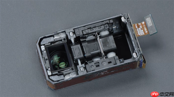 小米17 Ultra徕卡2亿长焦拆解：迄今最复杂的长焦结构！