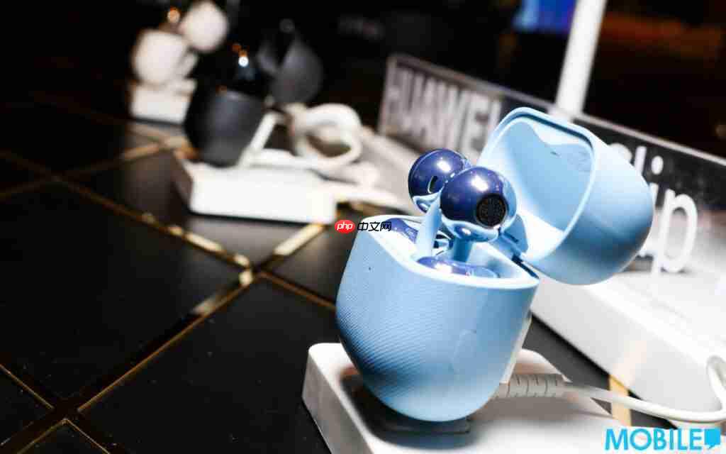 HUAWEI 数码新品登陆香港!FreeClip 2 耳机,WATCH ULTIMATE DESIGN、GT 6 Pro HONMA 同埋佢