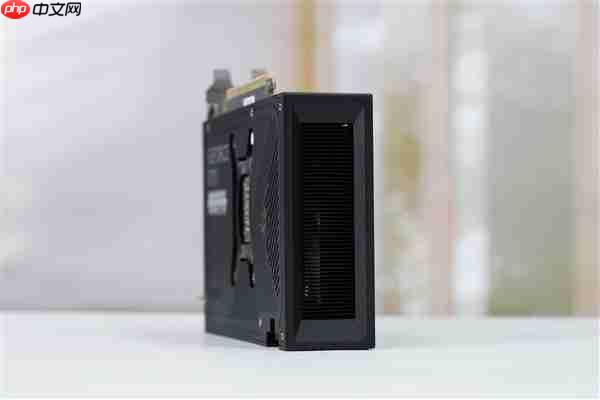 ITX性能小钢炮！七彩虹RTX 5070 Mini OC 12GB图赏