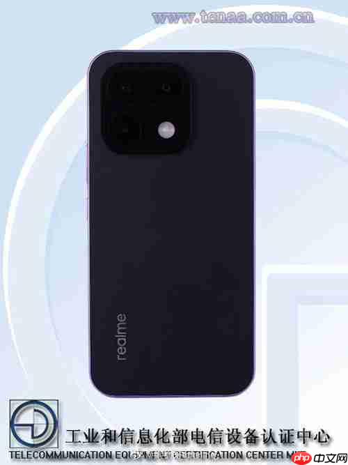 太香了！真我16 Pro系列潜望长焦回归，更有7000mAh大电池