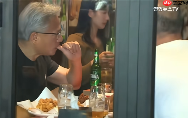 韩国炸鸡没白吃 NVIDIA无惧内存缺货:黄仁勋称供应充足