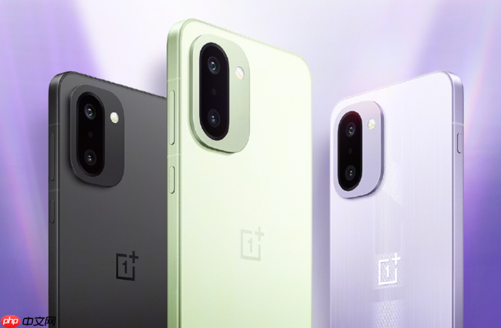 8300mAh+100W闪充 一加Ace 6T性能旗舰也有超大电池