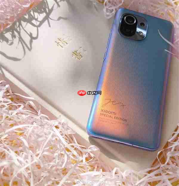 号称全网唯一!雷军签名版小米17 Pro Max现身闲鱼 售价高达2.3万元