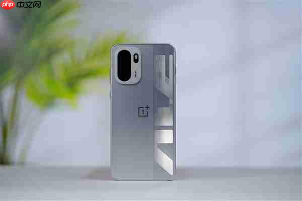 同档唯一165Hz超高刷直屏！一加Ace 6图赏