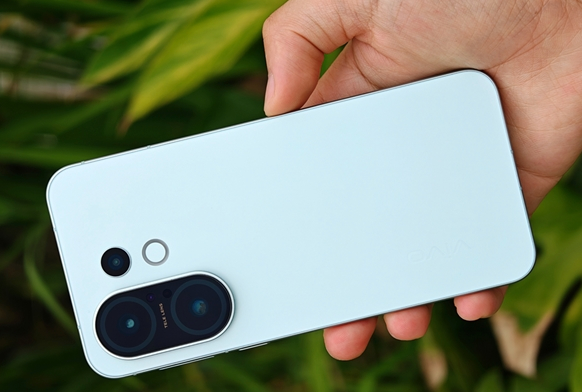 vivo s50 pro mini曝光：全球首款骁龙8 Gen5小屏旗舰！ - php中文网