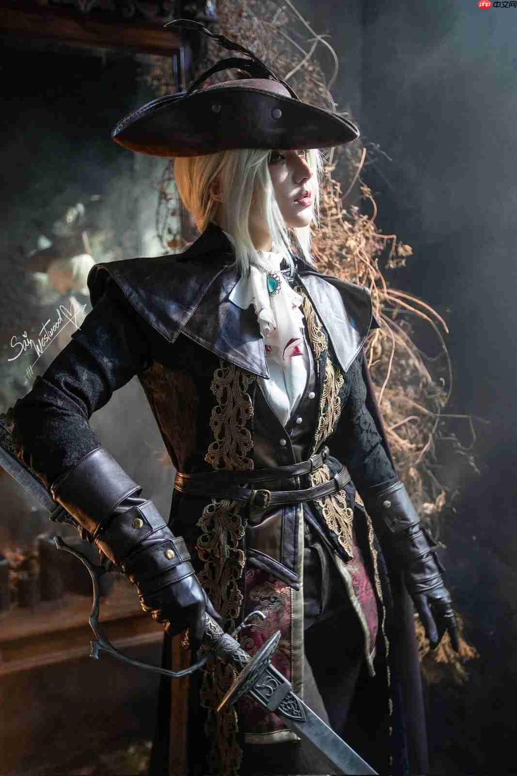 Coser神还原《血源诅咒》玛利亚 落叶中的致命优雅