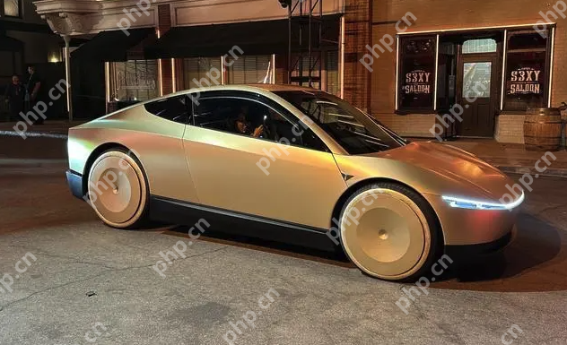 特斯拉或将为自动驾驶出租车Cybercab配备方向盘与踏板，以满足监管要求 - php中文网