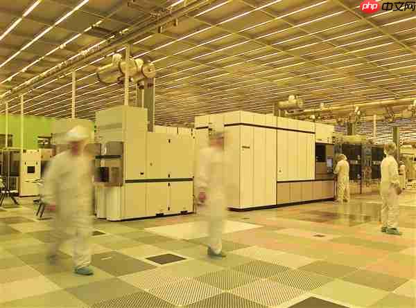 intel挖走台积电euv及2nm工艺功臣罗唯仁:75岁身价20亿