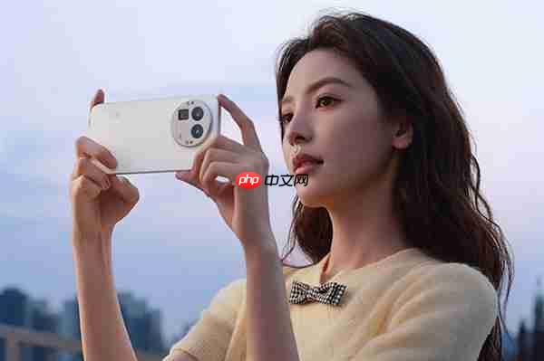 四年磨一舰！真我GT8 Pro首发理光GR影像系统