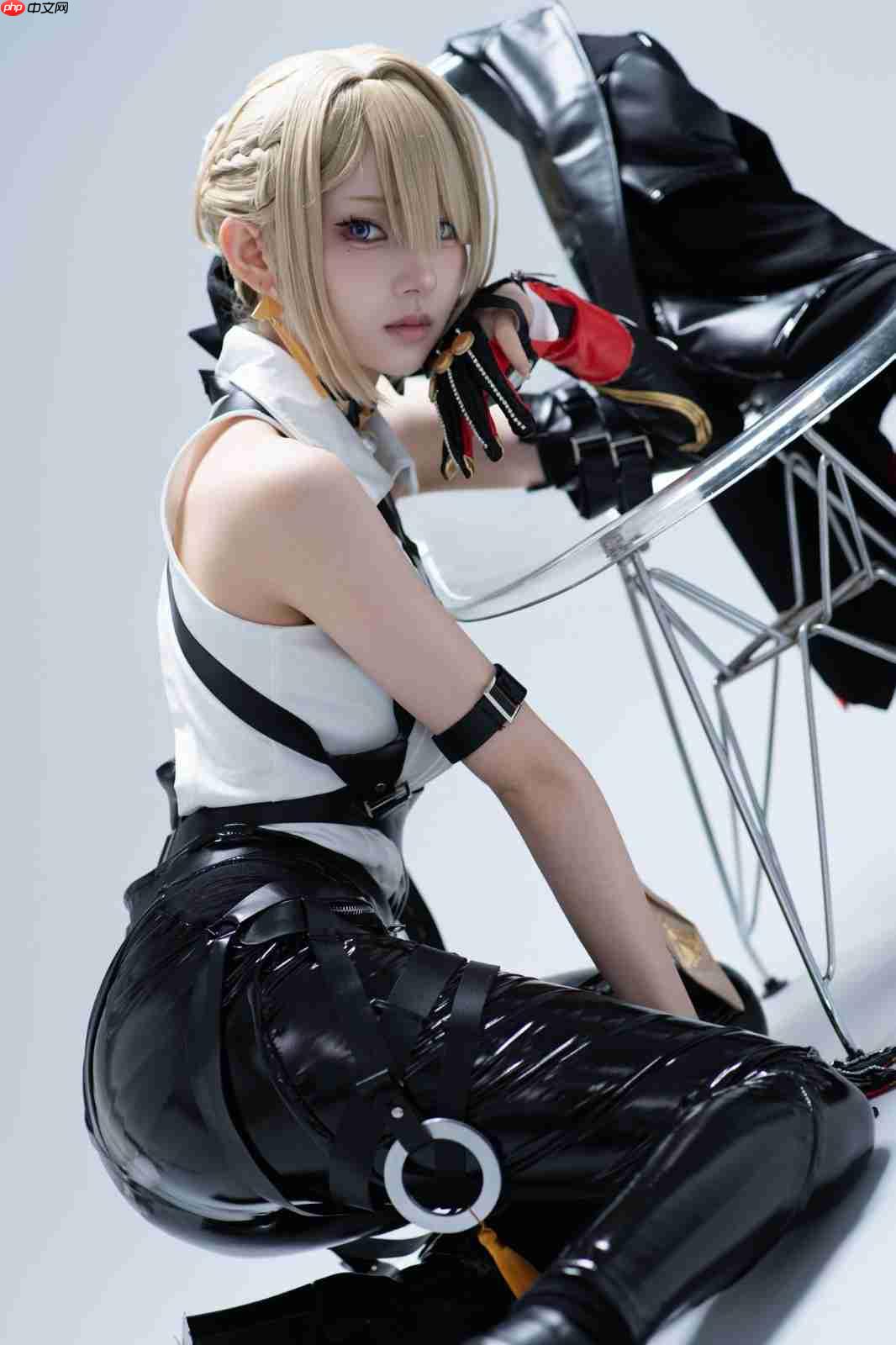 《生化危机》艾达王COS美照 黑丝大腿超性感！