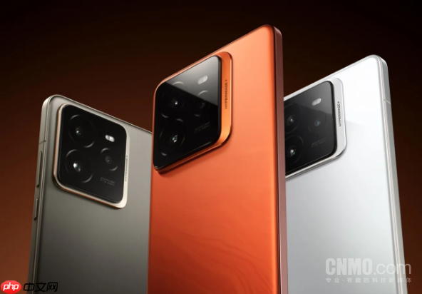 王伟:真我GT8 Pro首发理光GR认证主摄 反射率仅0.2%