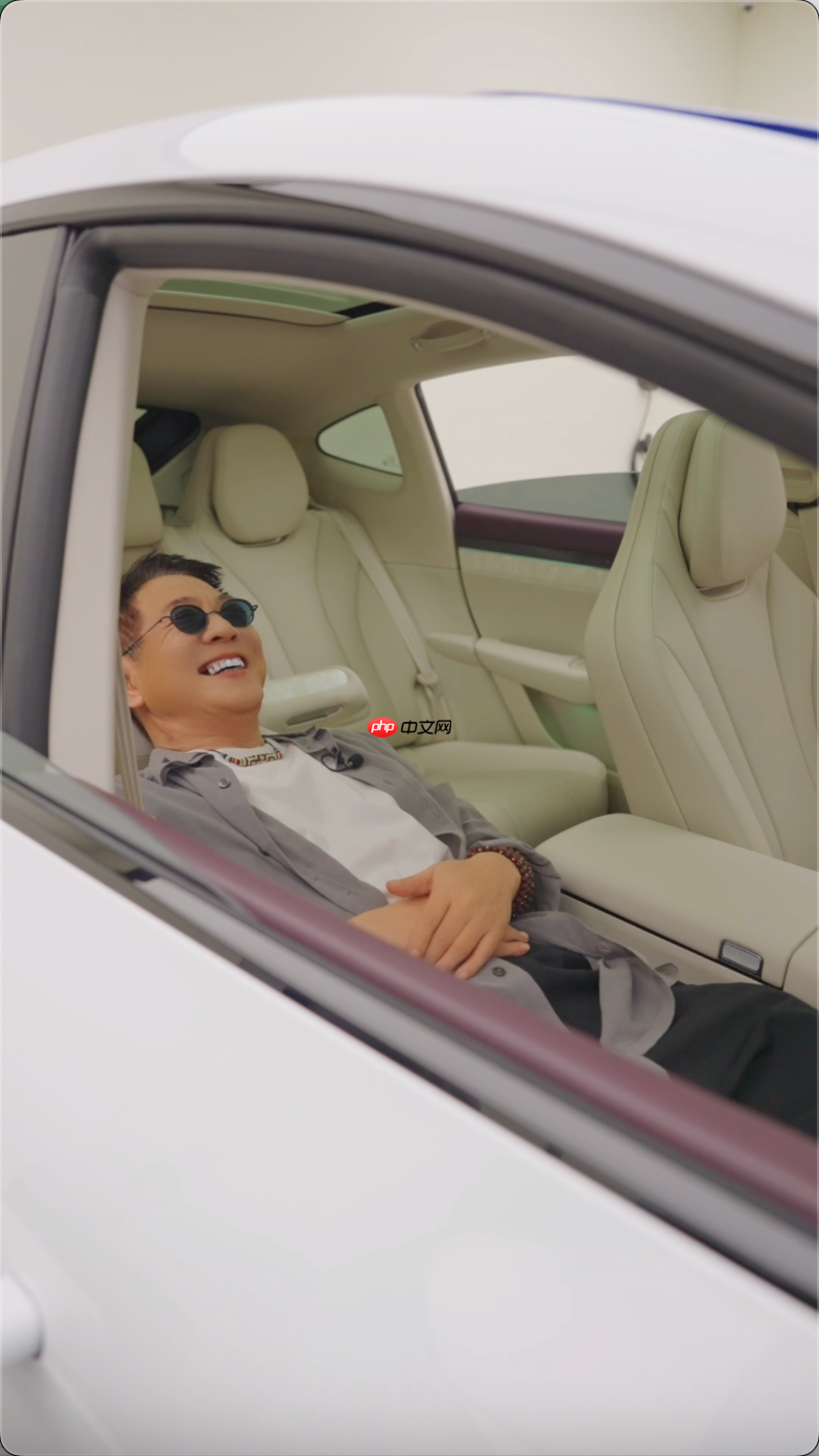 李连杰女儿的新婚礼物严选！智界R7如何同时征服两代人？