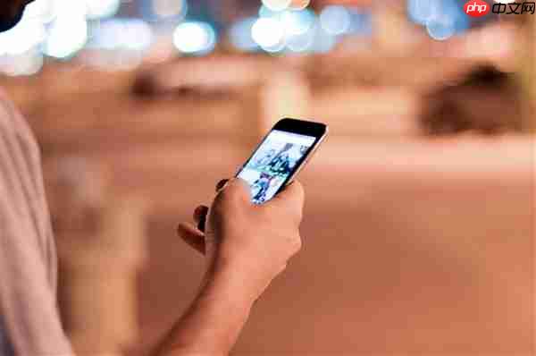 雷军称新机已完全超越苹果！小米17、iPhone 17价格对比 你到底会买谁