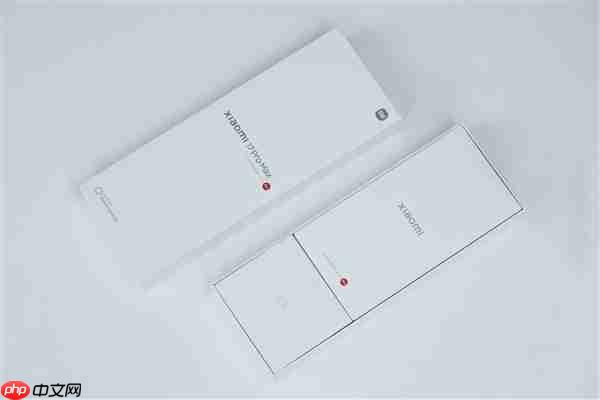 多一块屏对标iPhone 17 Pro Max！小米17 Pro Max图赏