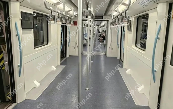 “上海地铁最忙线路”9 号线拆座位引热议，官方回应称“仅改一组列车提升地铁运能“ - php中文网