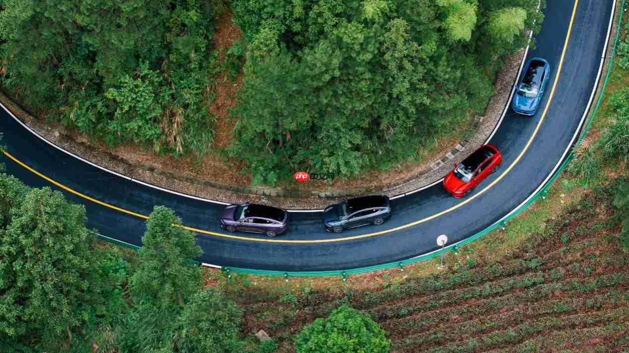 余承东尹同跃签约智界战略2.0协议,华为主导智界战略决策