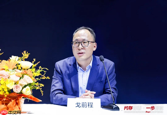 极简全闪数据中心“再进化”，华为赋予“闪存普惠”深层意义