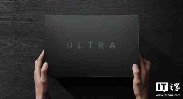 真我首款可更换镜头概念机亮相MWC 2025，10倍无损光学变焦