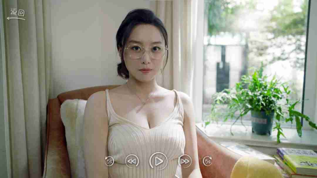 你好！我们还有场恋爱没谈：一场穿越时空的青春校园恋爱之旅