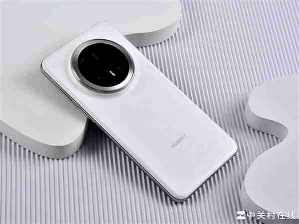 建议友商跟进!华为Mate 70 Pro+红枫影像实拍测试