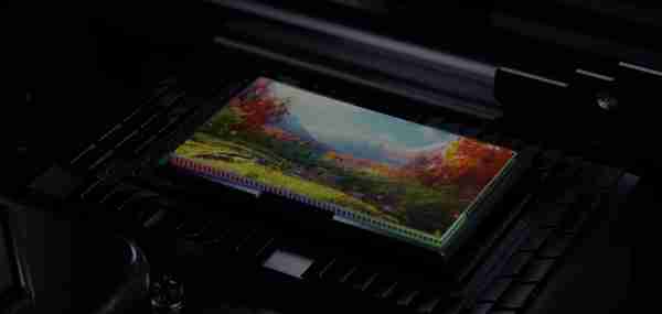 建议友商跟进!华为Mate 70 Pro+红枫影像实拍测试