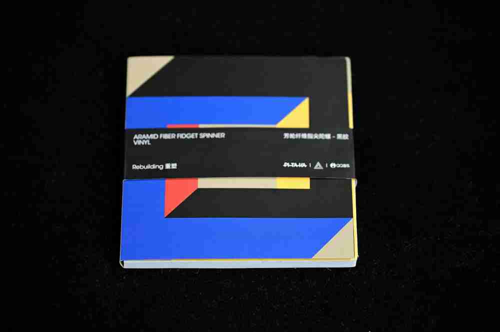 让iphone使用起来更便捷一点，pitaka礼盒开箱图赏