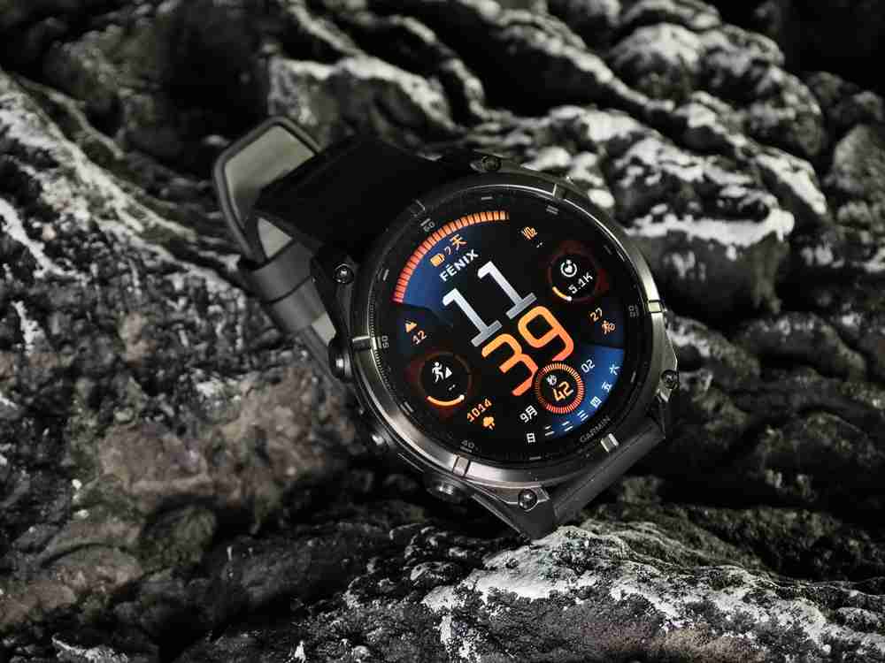 佳明Fenix 8 图赏:智能科技与户外运动的完美结合