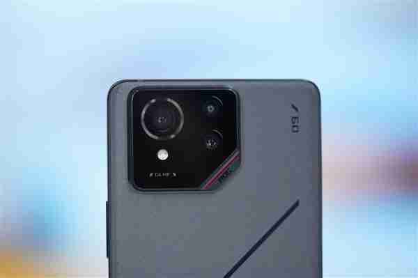 行业首发185Hz高刷新率!ROG游戏手机9 Pro图赏