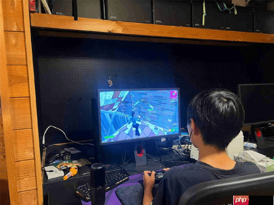 12岁天才小学毕业辍学打电竞!曾连打28小时到尿裤子