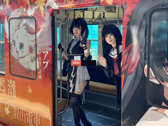 《鸣潮》×京阪电车联动开启!人气黑长直JK少女降临