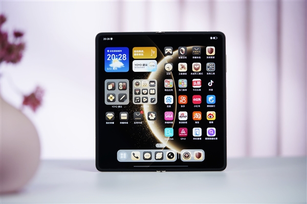 荣耀Magic V6核心配置出炉：满血第五代骁龙8至尊版、支持卫星通信