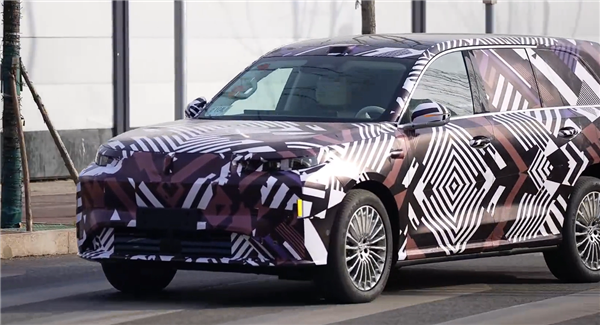 命名魏牌V9X 长城迄今最高端大六座SUV来了