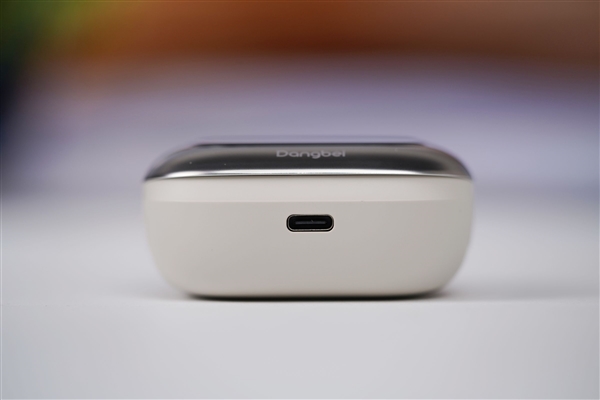 耳机盒居然带屏幕！999元当贝Air 1图赏